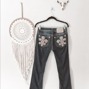 •Miss Me signature slim boot jeans•